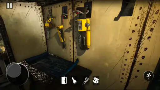 Scary Hidden Spider Train Game screenshot