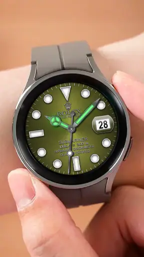 Analog Rolex Royal Watch face screenshot